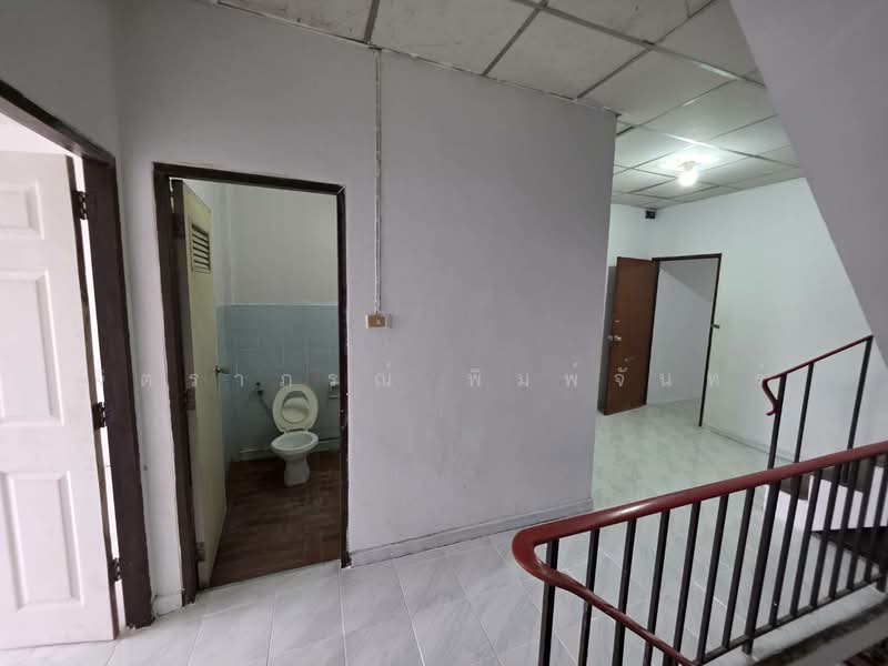 Charan sanitwong soi 13, Bangkok, จรัญสนิทวงศ์ 13, Bang Waek, Phasi Charoen, Bangkok, 4 Bedrooms, 300 sqm, Townhouse For Rent, by จิตราภรณ์ พิมพ์จันทร์, 500498487 - DDproperty.com