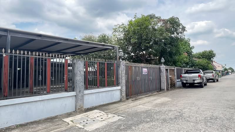 Ban Chat Luang, Soi Rat Uthit 54, Bangkok, Rat Uthit Road 54, Saen Sab, Min Buri, Bangkok, 4 Bedrooms, 150 sqm, Single Detached House For Sale, by สินรัตน์ ปรีชานุกูล, 500498507 - DDproperty.com