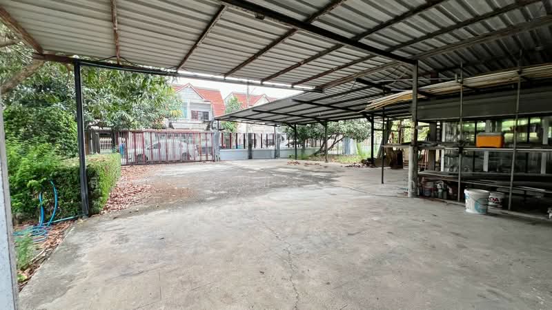 Ban Chat Luang Soi Rat Uthit 54 : บ้านฉัตรหลวง ซอยราษฎร์อุทิศ 54, กรุงเทพ, ถนน ราษฎร์อุทิศ54, แสนแสบ, มีนบุรี, กรุงเทพ, 150 ตร.ม., บ้านเดี่ยว ขาย, โดย สินรัตน์ ปรีชานุกูล, 500498507 - DDproperty.com