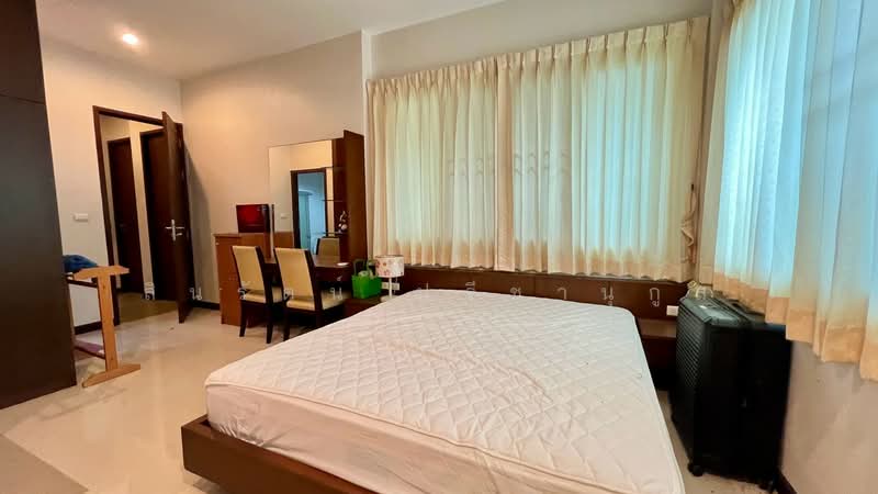 Ban Chat Luang, Soi Rat Uthit 54, Bangkok, Rat Uthit Road 54, Saen Sab, Min Buri, Bangkok, 4 Bedrooms, 150 sqm, Single Detached House For Sale, by สินรัตน์ ปรีชานุกูล, 500498507 - DDproperty.com