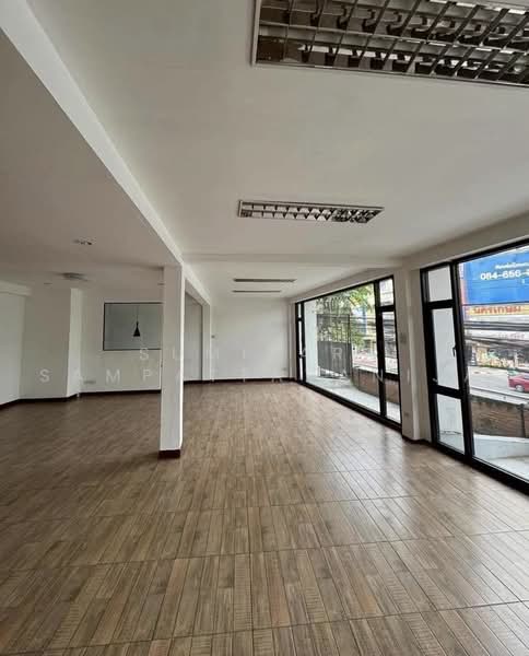 Building for rent Sukhumvit, Phra Khanong, Bangkok, Phra Kanong, Khlong Toei, Bangkok, , 500 sqm, Retail Space For Rent, by Sumitara Sampattavanija, 500498512 - DDproperty.com