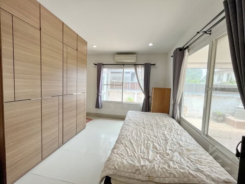K.C. Garden Home, Bangkok, Nimit Mai Road, Sam Wa Tawan Ok, Khlong Sam Wa, Bangkok, 4 Bedrooms, 216 sqm, Single Detached House For Sale, by ปูน, 500498518 - DDproperty.com