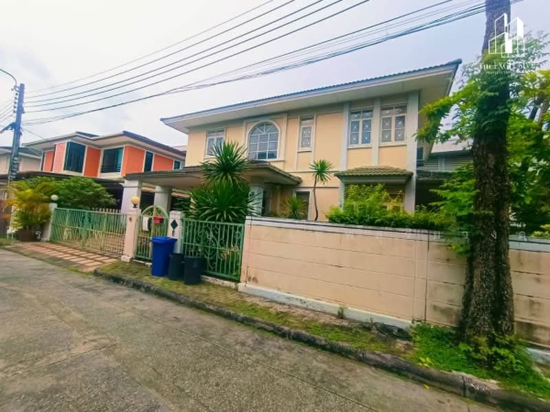 หมู่บ้านลาดพร้าว โครงการ 1, Bangkok, Khlong Chan, Bang Kapi, Bangkok, 4 Bedrooms, 240 sqm, Single Detached House For Sale, by กรทิพย์ โบว์ เทพสุริยวงค์, 500498524 - DDproperty.com