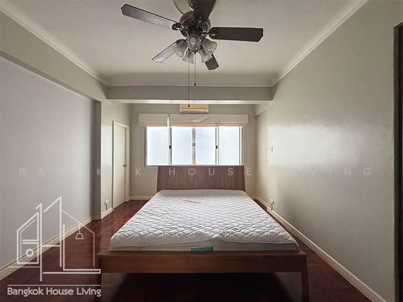 Grand Ville House 1, Bangkok, 36 Soi Sukhumvit 24, Khong Tan, Khlong Toei, Bangkok, 3 Bedrooms, 225 sqm, Condo For Rent, by Bangkok House Living, 500498572 - DDproperty.com