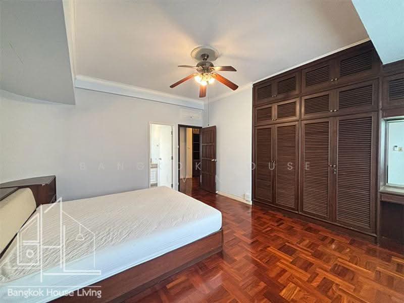 Grand Ville House 1, Bangkok, 36 Soi Sukhumvit 24, Khong Tan, Khlong Toei, Bangkok, 3 Bedrooms, 225 sqm, Condo For Rent, by Bangkok House Living, 500498572 - DDproperty.com