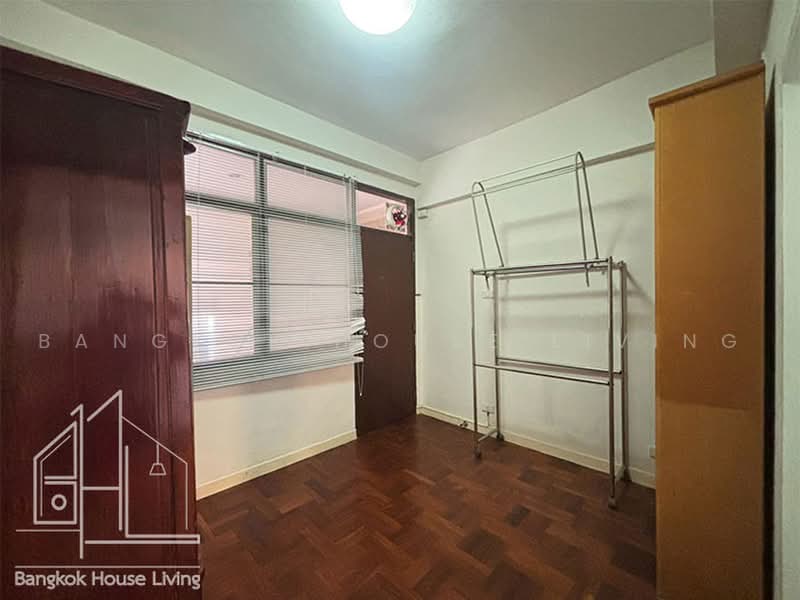 Grand Ville House 1, Bangkok, 36 Soi Sukhumvit 24, Khong Tan, Khlong Toei, Bangkok, 3 Bedrooms, 225 sqm, Condo For Rent, by Bangkok House Living, 500498572 - DDproperty.com