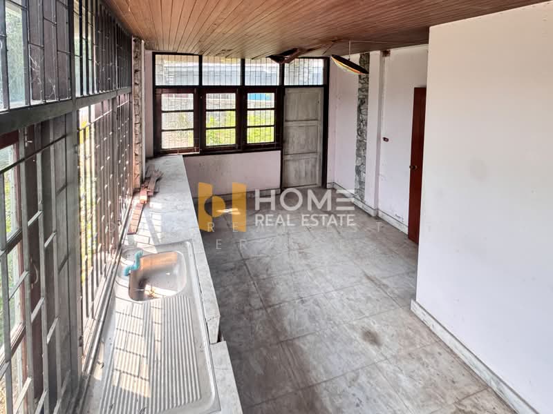 ที่ดินพร้อมบ้าน 121 ตารางวา บ้านไร่ดินแดงซอย 9, Chon Buri (Pattaya), Bang Phra, Si Racha, Chon Buri (Pattaya), , 1,684 sqm, Land For Sale, by HOME Real Estate Service, 500498640 - DDproperty.com