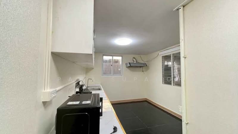 Baan Suanracha, Bangkok, Hua Mak, Bang Kapi, Bangkok, 4 Bedrooms, 160 sqm, Single Detached House For Rent, by Vipada Supaporn, 500498663 - DDproperty.com