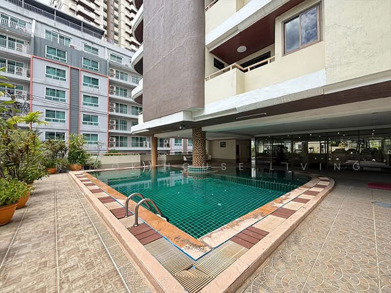 D.H.Grand Tower, Bangkok, Soi Prommit, Khlong Tan Nua, Watthana, Bangkok, 3 Bedrooms, 260 sqm, Condo For Rent, by Bangkok House Living, 500498675 - DDproperty.com
