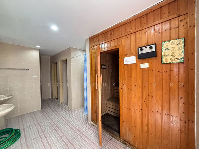 D.H.Grand Tower, Bangkok, Soi Prommit, Khlong Tan Nua, Watthana, Bangkok, 3 Bedrooms, 260 sqm, Condo For Rent, by Bangkok House Living, 500498675 - DDproperty.com
