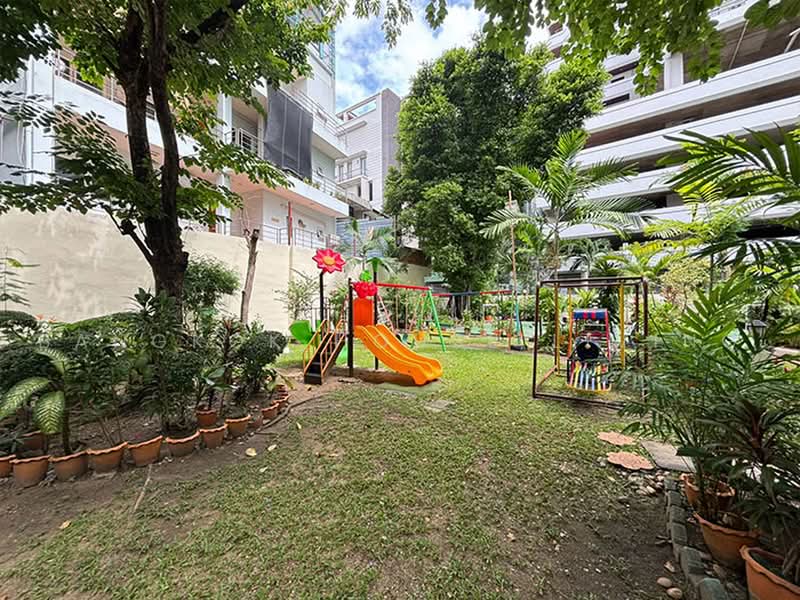 D.H.Grand Tower, Bangkok, Soi Prommit, Khlong Tan Nua, Watthana, Bangkok, 3 Bedrooms, 260 sqm, Condo For Rent, by Bangkok House Living, 500498675 - DDproperty.com