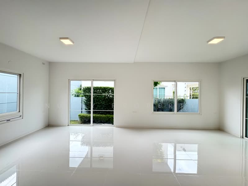 Sivalee Srinakarin-Romklao : สีวลี ศรีนครินทร์-ร่มเกล้า, กรุงเทพ, 6 Soi 2 Minburi, มีนบุรี, กรุงเทพ, 137 ตร.ม., บ้านเดี่ยว ขาย, โดย Nutty Property, 500498679 - DDproperty.com