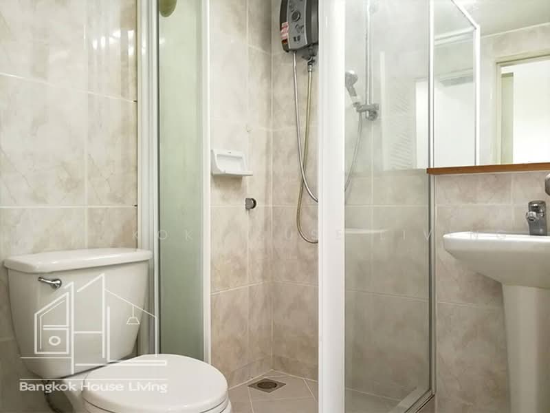 Royal Castle Sukhumvit, Bangkok, 30 Soi Sukhumvit 39, Khlongtoei Nua, Watthana, Bangkok, 3 Bedrooms, 160 sqm, Condo For Rent, by Bangkok House Living, 500498705 - DDproperty.com