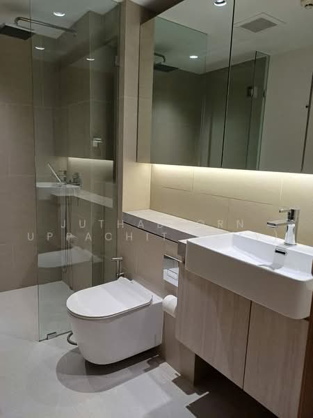 The Lofts Silom, Bangkok, Pramuan Road, Silom, Bang Rak, Bangkok, 1 Bedroom, 48 sqm, Condo For Rent, by Juthabhorn Uppachit (Amy), 500498710 - DDproperty.com