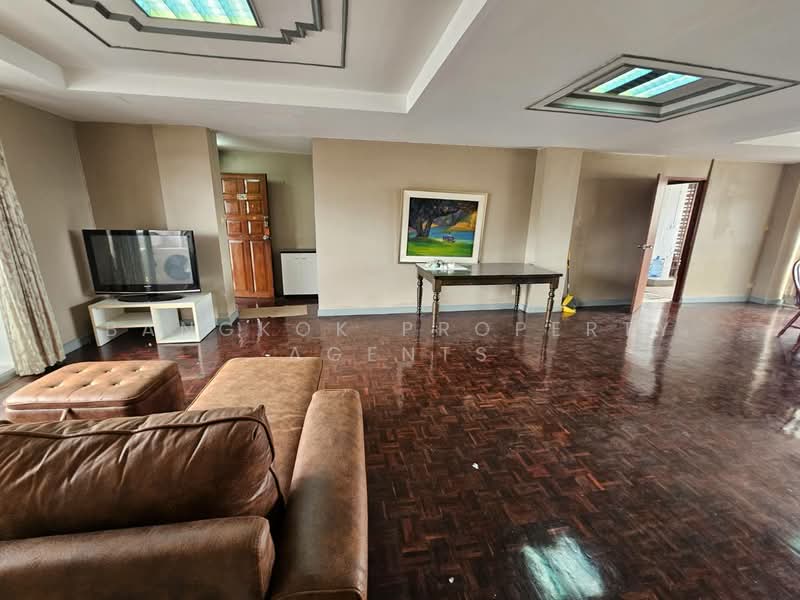 Raja Mansion, Bangkok, Khlong Tan Nua, Watthana, Bangkok, 2 Bedrooms, 180 sqm, Condo For Rent, by BANGKOK PROPERTY AGENTS, 500498806 - DDproperty.com