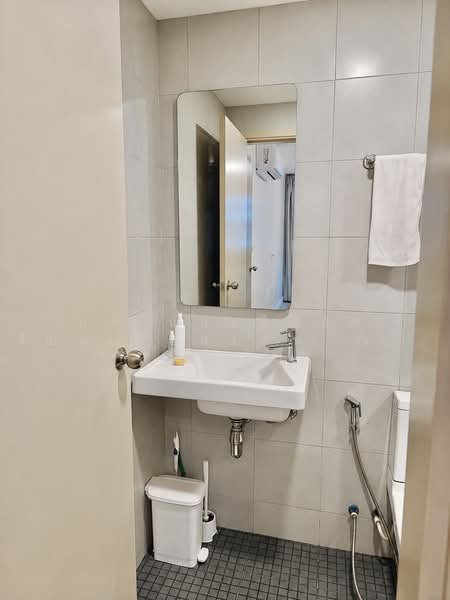 Elio Del Ray, Bangkok, 95 Sukhumvit 64 Road, Bang Chak, Phra Khanong, Bangkok, 1 Bedroom, 34 sqm, Condo For Sale, by AREA66 Real Estate Co.,Ltd, 500498836 - DDproperty.com