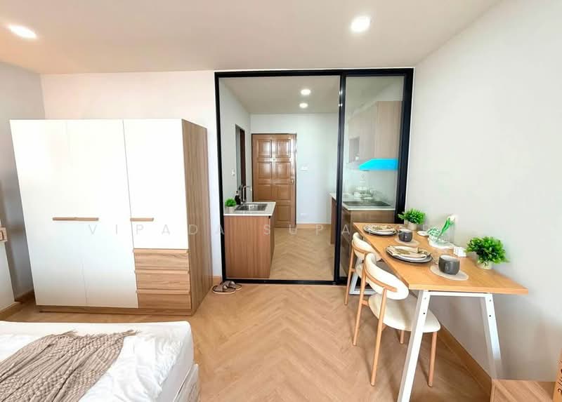 Ratchaarpa Tower condominium, Bangkok, 1 Ratchadaphisek, Chan Kasem, Chatuchak, Bangkok, 1 Bedroom, 30 sqm, Condo For Sale, by Vipada Supaporn, 500498844 - DDproperty.com