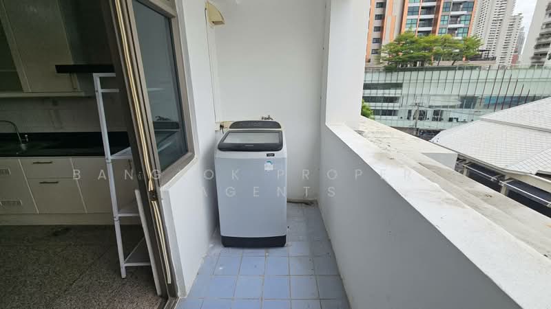 Royal Castle Sukhumvit, Bangkok, 30 Soi Sukhumvit 39, Khlongtoei Nua, Watthana, Bangkok, 3 Bedrooms, 164 sqm, Condo For Rent, by BANGKOK PROPERTY AGENTS, 500498853 - DDproperty.com