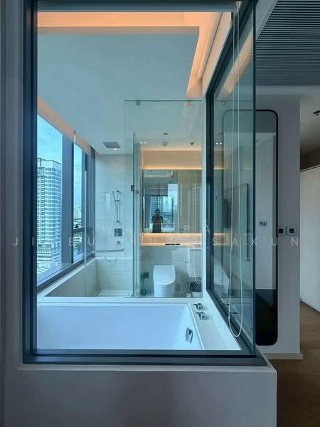 The Strand Thonglor, Bangkok, 36 Soi Sukhumvit 55, Khlong Tan Nua, Watthana, Bangkok, 2 Bedrooms, 108 sqm, Condo For Rent, by Walapa Jidbumrungsakun, 500498856 - DDproperty.com