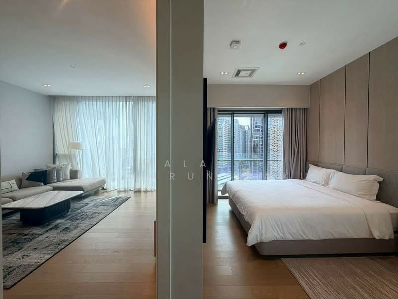 The Strand Thonglor, Bangkok, 36 Soi Sukhumvit 55, Khlong Tan Nua, Watthana, Bangkok, 2 Bedrooms, 108 sqm, Condo For Rent, by Walapa Jidbumrungsakun, 500498856 - DDproperty.com