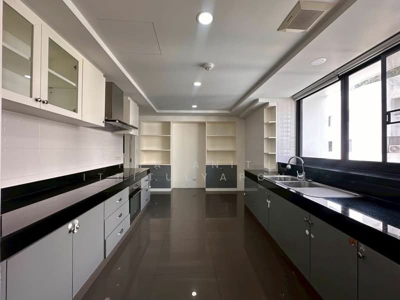 President Park Sukhumvit 24, Bangkok, 99 Sukhumvit 24 Alley, Khlongtoei Nua, Watthana, Bangkok, 3 Bedrooms, 120 sqm, Condo For Rent, by Thananith Ittitulyapong, 500498886 - DDproperty.com