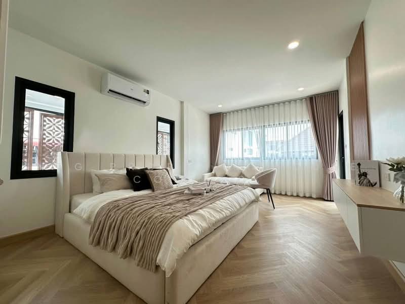 บ้านเดี่ยว รีโนเวทใหม่ ใจกลางเมือง แปลงมุม นวมินทร์ เลียบด่วน, กรุงเทพ, นวมินทร์, นวลจันทร์, บึงกุ่ม, กรุงเทพ, 320 ตร.ม., บ้านเดี่ยว ขาย, โดย NTG Property House Co.,Ltd., 500498900 - DDproperty.com