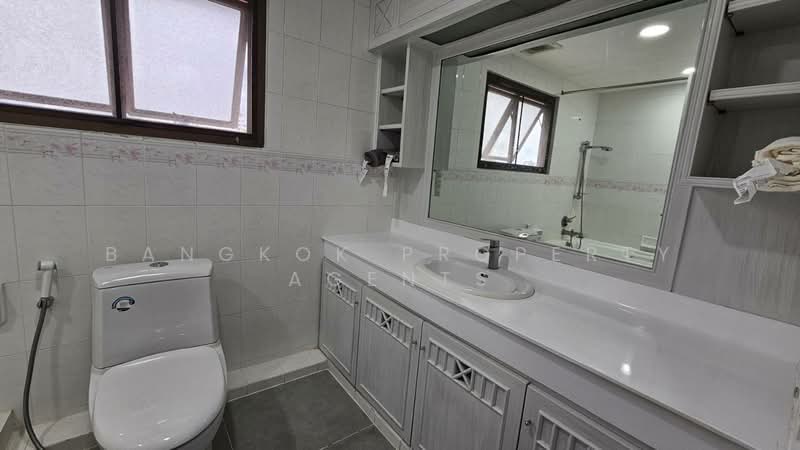 Sethiwan Mansion Sukhumvit 49, Bangkok, Soi Sukhumvit 49, Khlong Tan Nua, Watthana, Bangkok, 3 Bedrooms, 325 sqm, Condo For Rent, by BANGKOK PROPERTY AGENTS, 500498907 - DDproperty.com