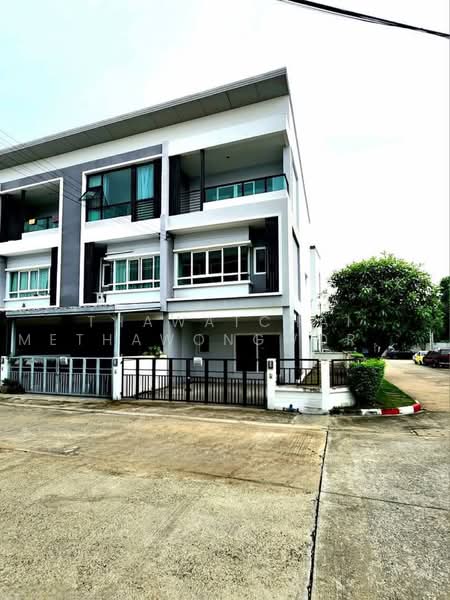The Ricco Town Watcharapol, Bangkok, Ruammit Pattana, Khlong Tan Nuea, Tha Rang, Bang Khen, Bangkok, 3 Bedrooms, 170 sqm, Townhouse For Sale, by Thawatchai Methawongworakul, 500498912 - DDproperty.com