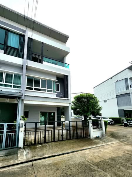 The Ricco Town Watcharapol, Bangkok, Ruammit Pattana, Khlong Tan Nuea, Tha Rang, Bang Khen, Bangkok, 3 Bedrooms, 170 sqm, Townhouse For Sale, by Thawatchai Methawongworakul, 500498912 - DDproperty.com