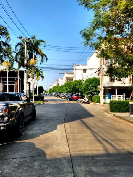 เดอะริคโค้ ทาวน์ วัชรพล(The Ricco Town Watcharapol), กรุงเทพ, Ruammit Pattana, Khlong Tan Nuea, ท่าแร้ง, บางเขน, กรุงเทพ, 170 ตร.ม., ทาวน์เฮ้าส์ ขาย, โดย Thawatchai Methawongworakul, 500498912 - DDproperty.com