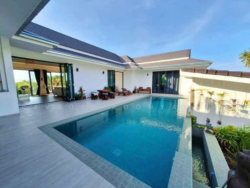 3-BR Villa, Prachuap Khiri Khan, Wang-Pong, Pran Buri, Prachuap Khiri Khan, 3 Bedrooms, 472 sqm, Villa For Sale, by Pavadee Boonyarith, 500498913 - DDproperty.com