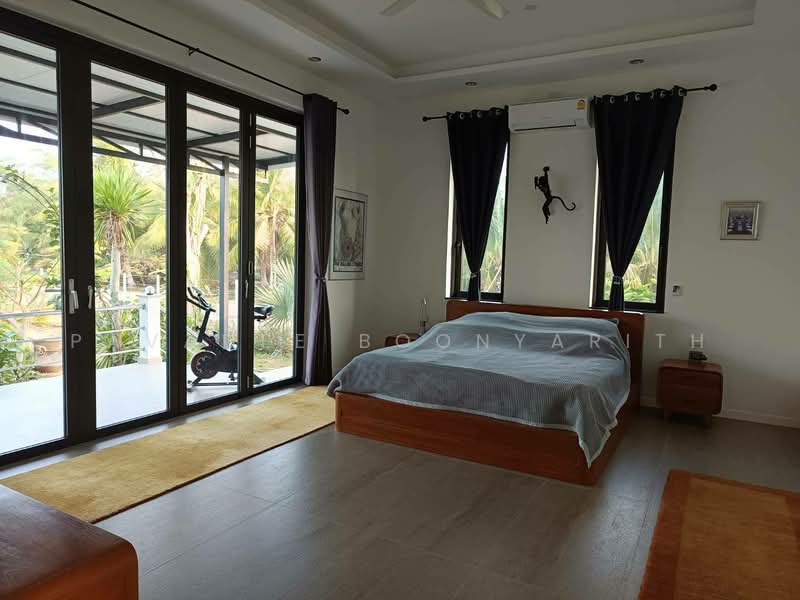 3-BR Villa, Prachuap Khiri Khan, Wang-Pong, Pran Buri, Prachuap Khiri Khan, 3 Bedrooms, 472 sqm, Villa For Sale, by Pavadee Boonyarith, 500498913 - DDproperty.com