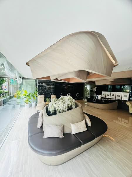 Klass Silom, Bangkok, 52 Silom Road, Silom, Bang Rak, Bangkok, 1 Bedroom, 50 sqm, Condo For Sale, by Thawatchai Methawongworakul, 500498948 - DDproperty.com