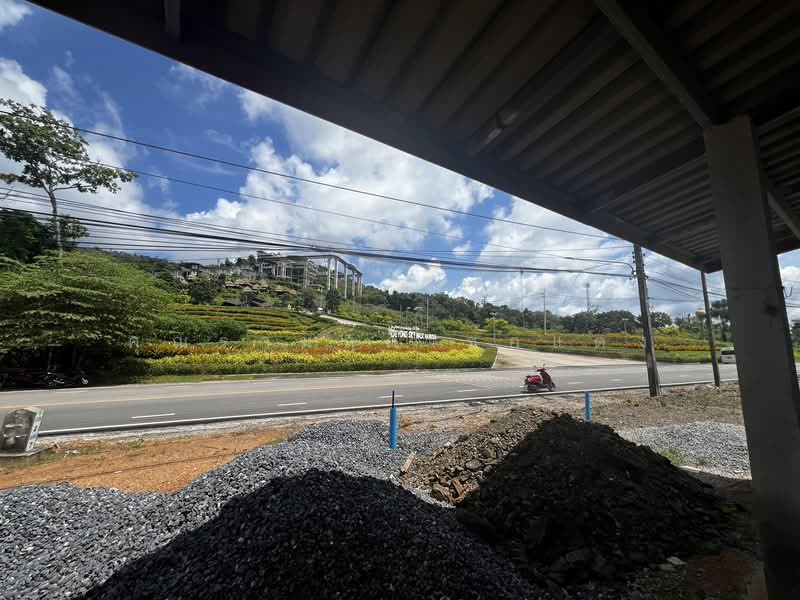 ขายบ้านพร้อมที่ดิน 142 ตร.วา พังงา ติดถนนใหญ่ ตรงข้าม Beyond Skywalk นางชี | ยกแปลง 3.9 ล้าน, พังงา, คลองเคียน, ตะกั่วทุ่ง, พังงา, 96 ตร.ม., บ้านเดี่ยว ขาย, โดย คุณรามฤดี ช่อแตง, 500498959 - DDproperty.com