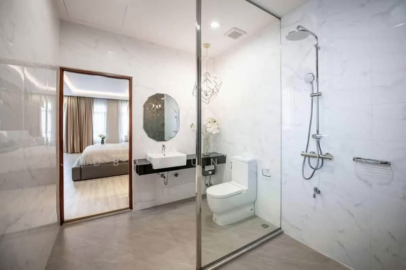 undefined, Bangkok, Lat Phrao, Bangkok, 4 Bedrooms, 300 sqm, Townhouse For Rent, by Walapa Jidbumrungsakun, 500499008 - DDproperty.com