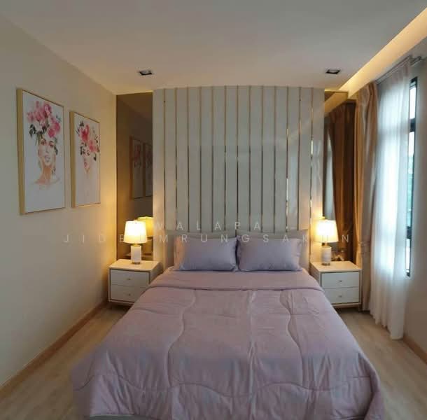 undefined, Bangkok, Lat Phrao, Bangkok, 4 Bedrooms, 300 sqm, Townhouse For Rent, by Walapa Jidbumrungsakun, 500499008 - DDproperty.com