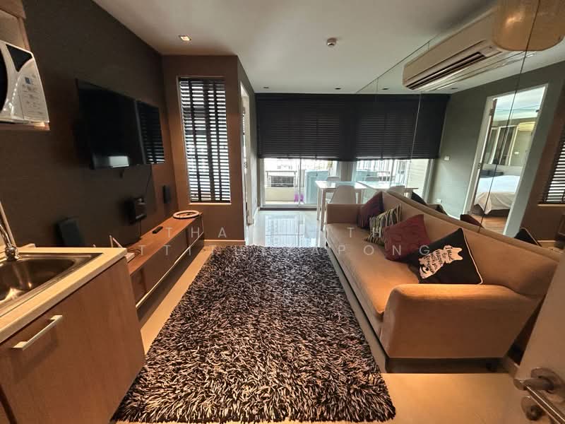 The Clover Thonglor Residence, Bangkok, Soi Sukhumvit 55, Khlong Tan Nua, Watthana, Bangkok, 1 Bedroom, 36 sqm, Condo For Rent, by Thananith Ittitulyapong, 500499025 - DDproperty.com