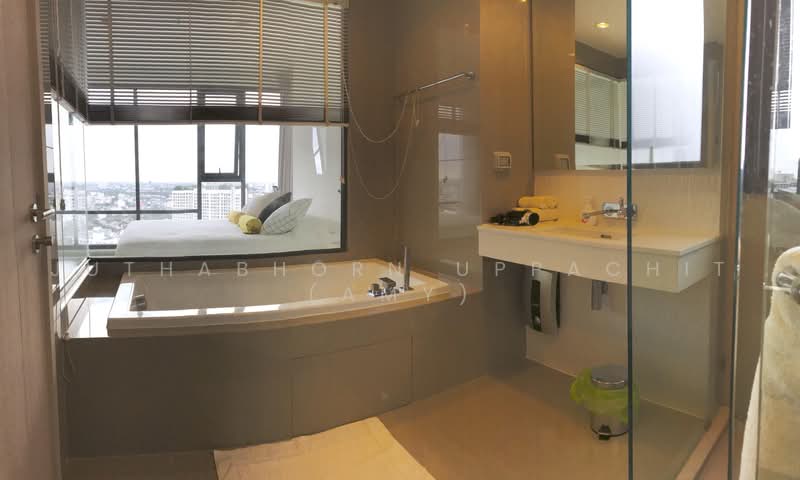 Rhythm Sukhumvit 42, Bangkok, Soi Sukhumvit 42, Sukhumvit Road, Phra Kanong, Khlong Toei, Bangkok, 2 Bedrooms, 78 sqm, Condo For Rent, by Juthabhorn Uppachit (Amy), 500499029 - DDproperty.com