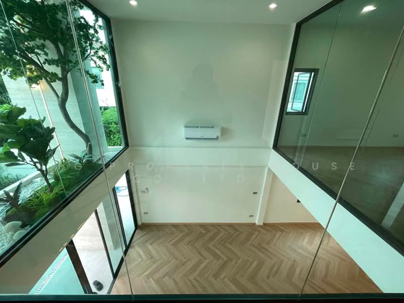 บ้านเดี่ยวรีโนเวทใหม่ ย่านลาดพร้าว โชคชัยสี่, Bangkok, Lat Phrao, Bangkok, 4 Bedrooms, 320 sqm, Single Detached House For Sale, by NTG Property House Co.,Ltd., 500499045 - DDproperty.com