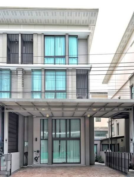 Pran Pattanakarn 32, Bangkok, Soi Phatthanakan 32, Suan Luang, Bangkok, 2 Bedrooms, 226 sqm, Townhouse For Sale, by Thawatchai Methawongworakul, 500499046 - DDproperty.com