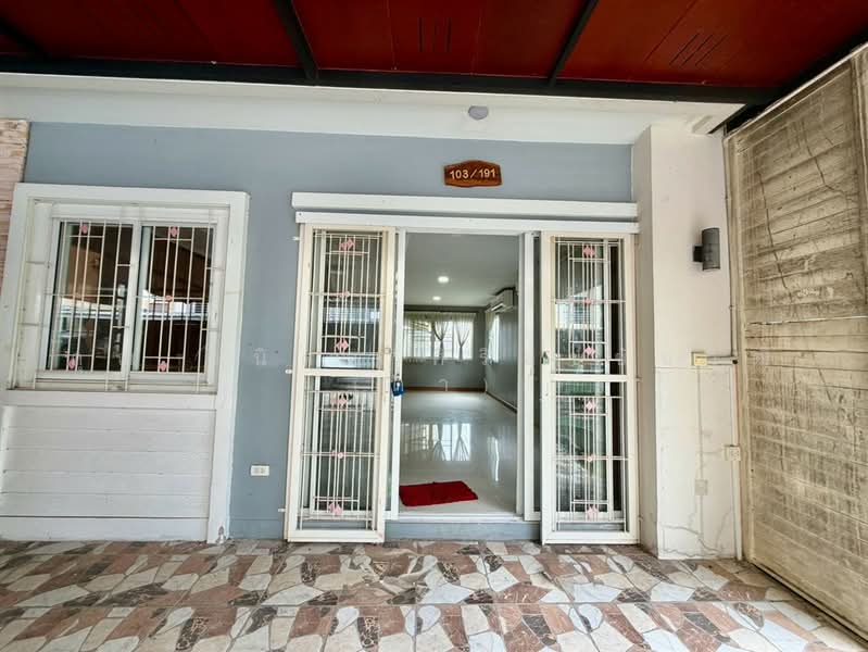 Flora Ville Park City Suwinthawong, Bangkok, Suwinthawong Road, Lam Phak Chi, Nong Chok, Bangkok, 4 Bedrooms, 250 sqm, Single Detached House For Sale, by คุณ วนิดา ศิริสุขชัยวุฒิ (ดา), 500499064 - DDproperty.com