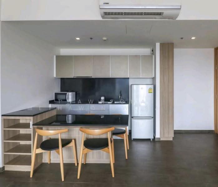 The Lofts Ekkamai, Bangkok, 1415 Sukhumvit Road, Phra Kanong Nua, Watthana, Bangkok, 2 Bedrooms, 74 sqm, Condo For Rent, by Thawatchai Methawongworakul, 500499090 - DDproperty.com