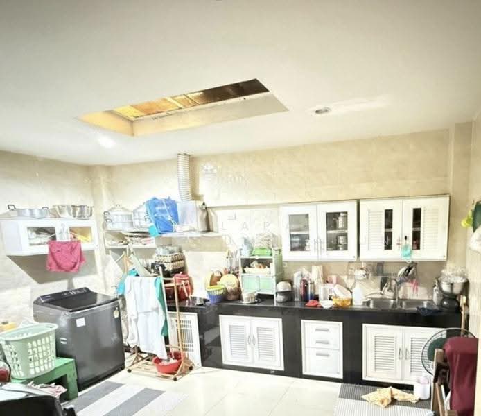 4-BR Townhouse, Bangkok, Nuan Chan, Bueng Kum, Bangkok, 4 Bedrooms, 445 sqm, Townhouse For Sale, by Walapa Jidbumrungsakun, 500499091 - DDproperty.com