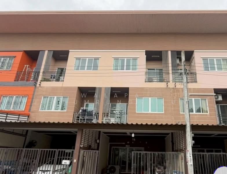 4-BR Townhouse, Bangkok, Nuan Chan, Bueng Kum, Bangkok, 4 Bedrooms, 445 sqm, Townhouse For Sale, by Walapa Jidbumrungsakun, 500499091 - DDproperty.com