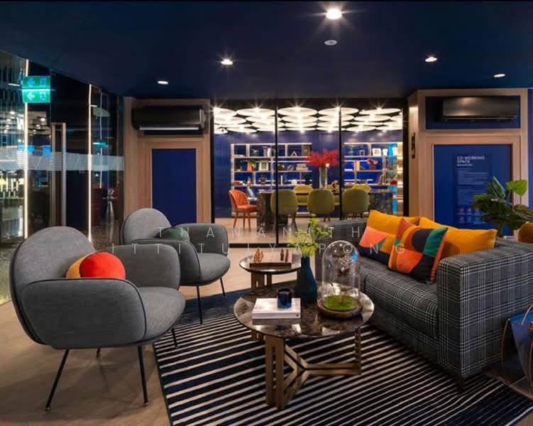 The Base Sukhumvit 50, Bangkok, Soi Roem Charoen 1, Sukhumvit 50 Road, Phra Kanong, Khlong Toei, Bangkok, 1 Bedroom, 32 sqm, Condo For Sale, by Thananith Ittitulyapong, 500499099 - DDproperty.com