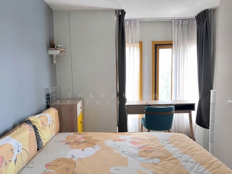 The Base Sukhumvit 50, Bangkok, Soi Roem Charoen 1, Sukhumvit 50 Road, Phra Kanong, Khlong Toei, Bangkok, 1 Bedroom, 32 sqm, Condo For Sale, by Thananith Ittitulyapong, 500499099 - DDproperty.com