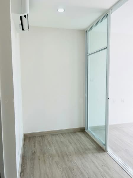 Supalai Loft Phasi Charoen Station, Bangkok, 678 Phet Kasem Rd, Bang Wa, Phasi Charoen, Bangkok, Studio, 31 sqm, Condo For Sale, by Walapa Jidbumrungsakun, 500499123 - DDproperty.com