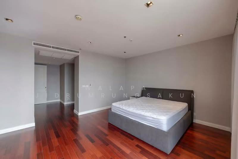 Athenee Residence, Bangkok, 65 Witthayu Road, Lumphini, Pathum Wan, Bangkok, 4 Bedrooms, 215 sqm, Condo For Rent, by Walapa Jidbumrungsakun, 500499130 - DDproperty.com