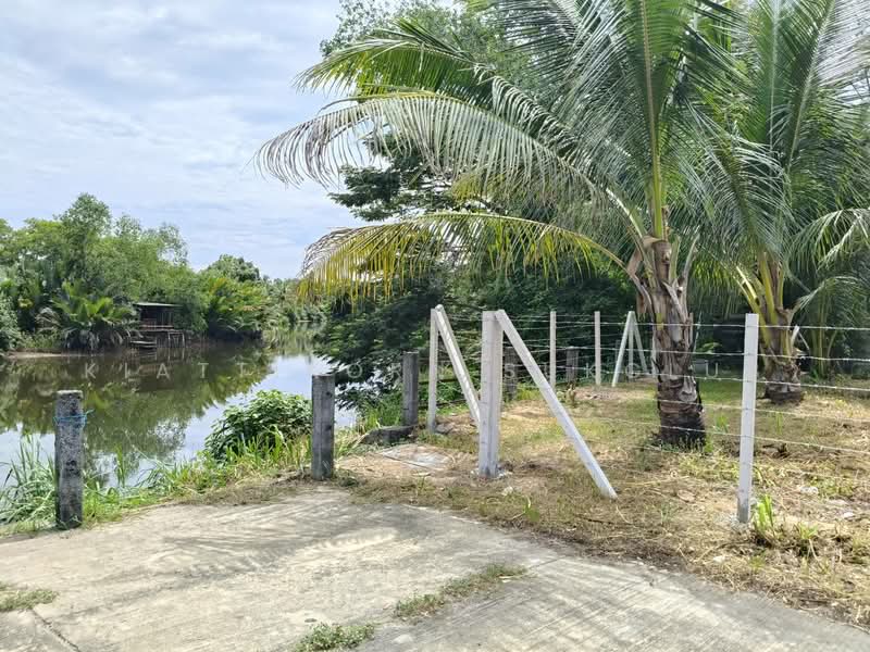 ที่ดินติดคลองธรรมชาติ ไฟฟ้า ประปา ครบ แหล่งชุมชน, นครศรีธรรมราช, ปากพูน, เมืองนครศรีธรรมราช, นครศรีธรรมราช, 620 ตร.ม., ที่ดิน ขาย, โดย KIATTIKORN SUKGLUB, 500499158 - DDproperty.com