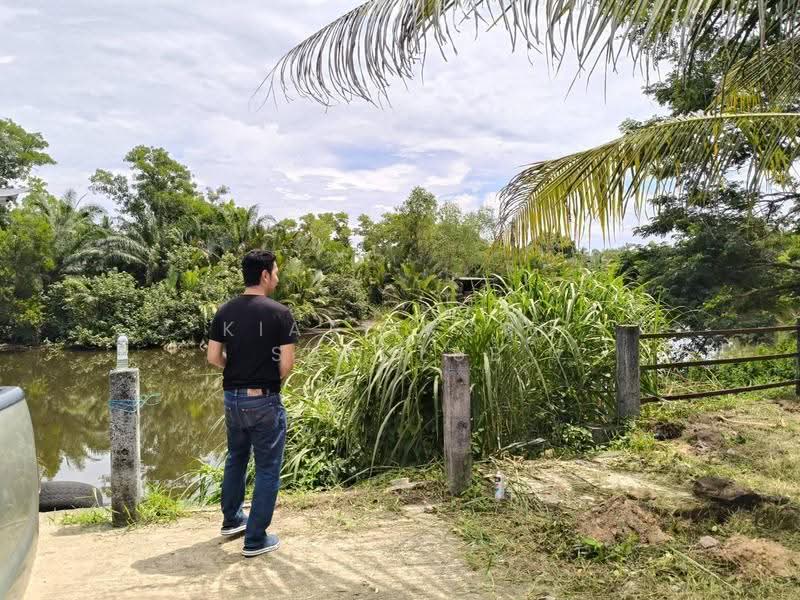 ที่ดินติดคลองธรรมชาติ ไฟฟ้า ประปา ครบ แหล่งชุมชน, นครศรีธรรมราช, ปากพูน, เมืองนครศรีธรรมราช, นครศรีธรรมราช, 620 ตร.ม., ที่ดิน ขาย, โดย KIATTIKORN SUKGLUB, 500499158 - DDproperty.com